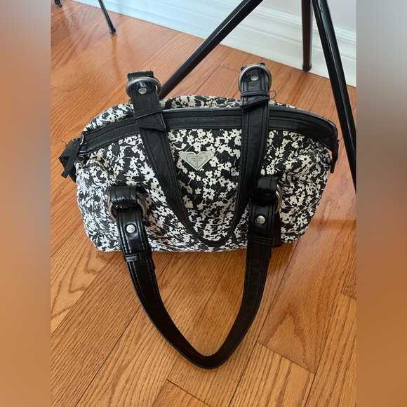 ROXY Handbag Black & White Floral Cotton Purse - Picture 1 of 16